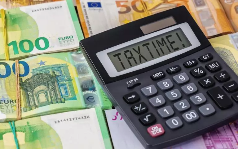 The Belgian Municipal Surcharge: Your Address on the Tax Bill
